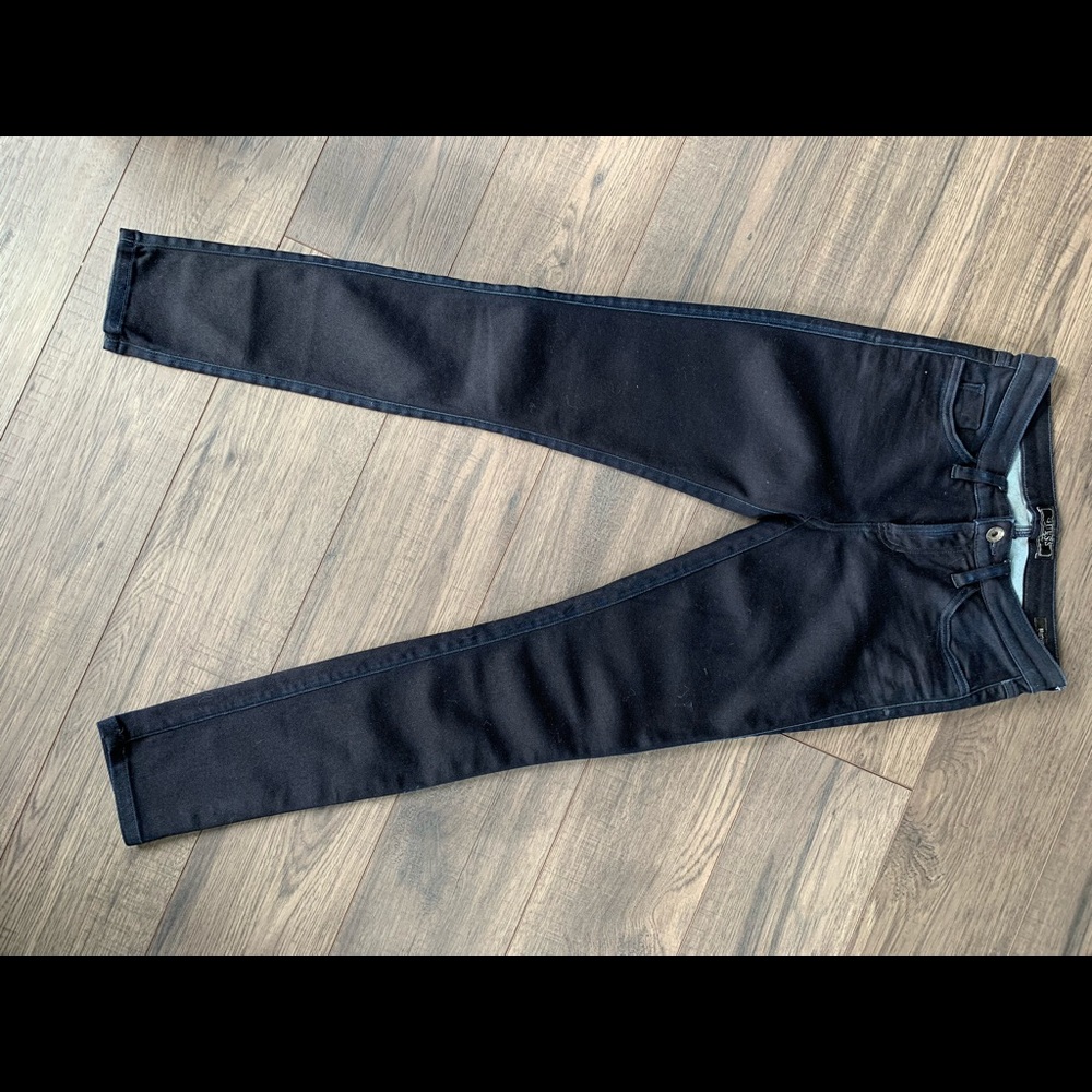NWOT guess jeans